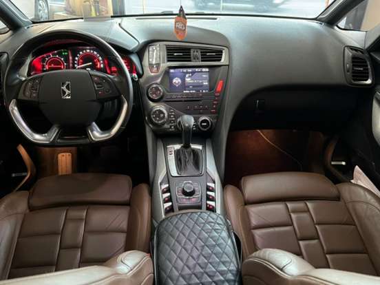 CITROËN-DS5-2012