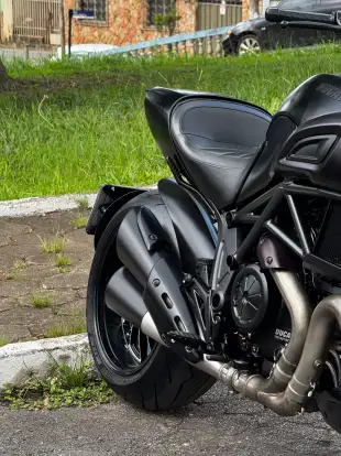 DUCATI-DIAVEL DARK-2016