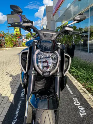 DUCATI-DIAVEL V4-2025