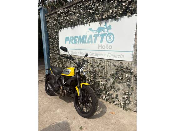 DUCATI SCRAMBLER ICON 