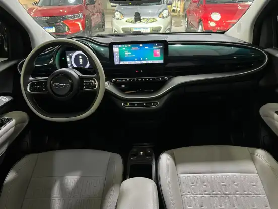 FIAT-500e-2021