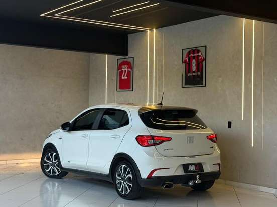 FIAT-ARGO-1.8 E.TORQ FLEX HGT AT6 FIAT-ARGO-2017