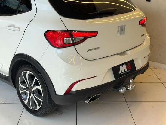 FIAT-ARGO-1.8 E.TORQ FLEX HGT AT6 FIAT-ARGO-2017
