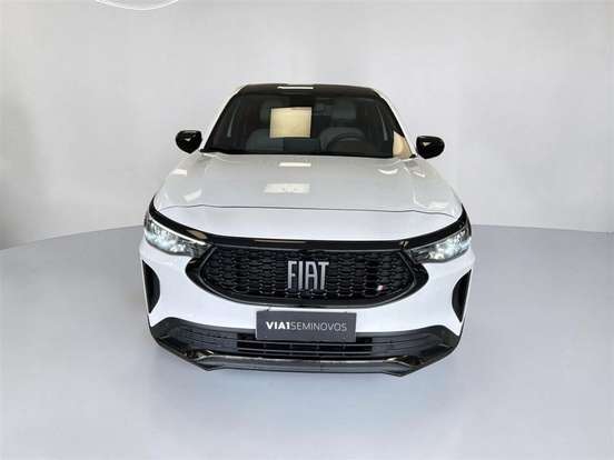 FIAT-FASTBACK-2024