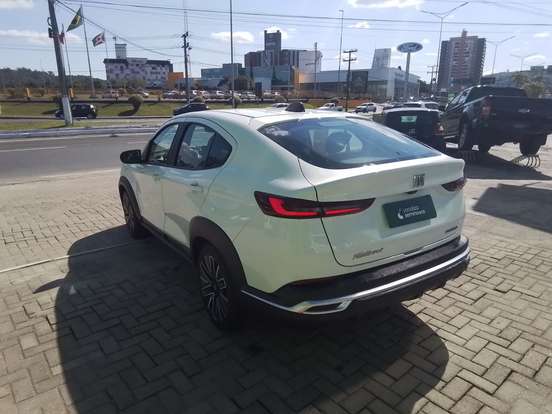 FIAT-FASTBACK-1.0 TURBO 200 HYBRID AUDACE CVT FIAT-FASTBACK-2025