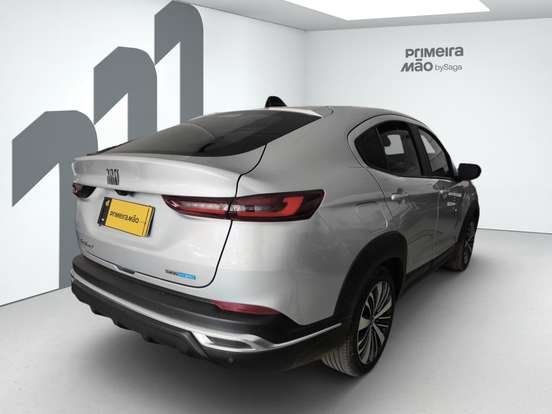FIAT-FASTBACK-2025