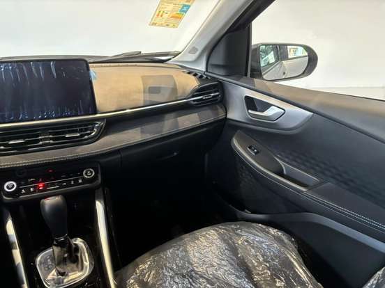 FIAT-FASTBACK-1.0 TURBO 200 HYBRID AUDACE CVT FIAT-FASTBACK-2025