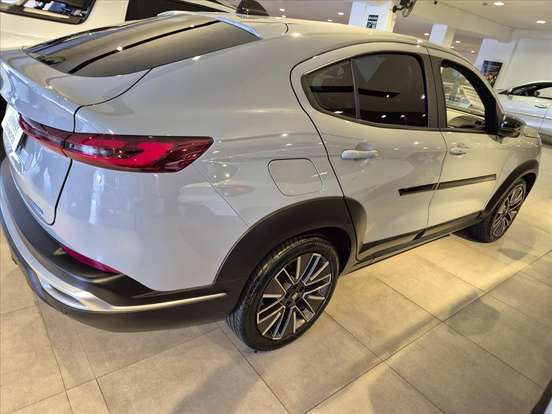 FIAT-FASTBACK-2025