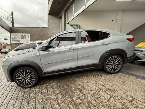 FIAT-FASTBACK-2024