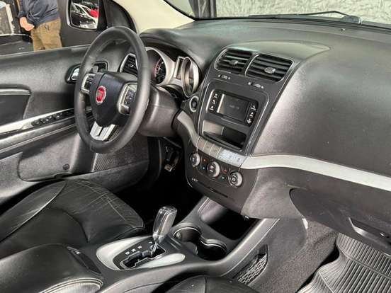 FIAT-FREEMONT-2012