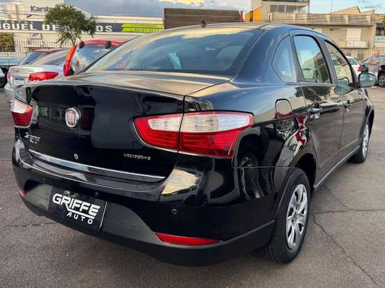 FIAT-GRAND SIENA-2012