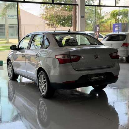 FIAT-GRAND SIENA-1.6 MPI ESSENCE 16V FLEX 4P AUTOMATIZADO FIAT-GRAND SIENA-2016