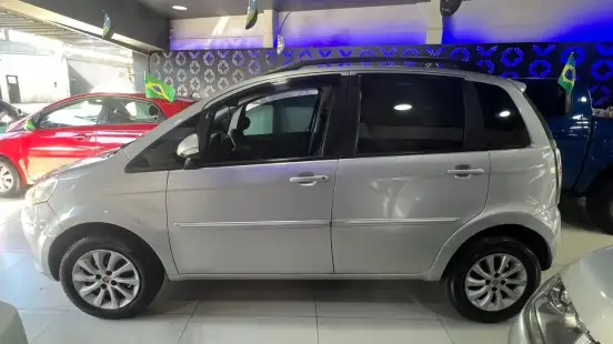 FIAT-IDEA-1.4 MPI ATTRACTIVE 8V FLEX 4P MANUAL FIAT-IDEA-2011
