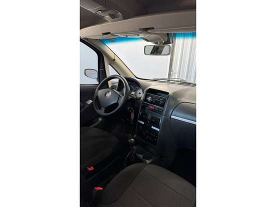 FIAT-IDEA-1.4 MPI ELX 8V FLEX 4P MANUAL FIAT-IDEA-2009