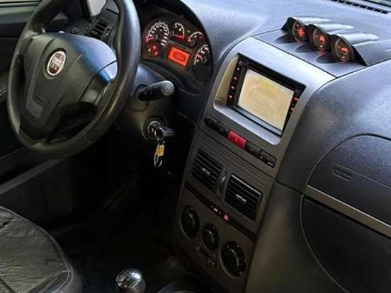 FIAT-IDEA-1.8 MPI ADVENTURE 16V FLEX 4P MANUAL FIAT-IDEA-2011