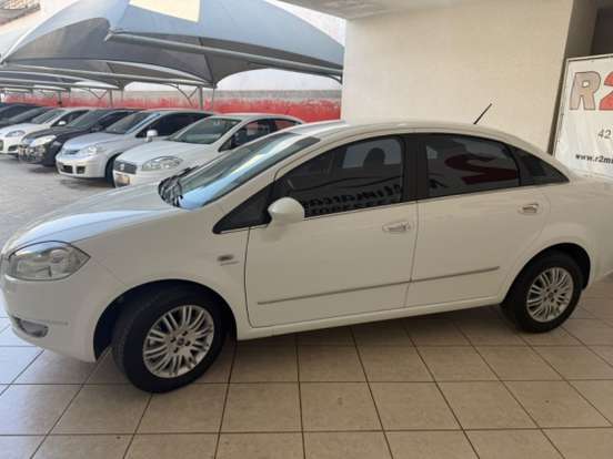 FIAT-LINEA-2013