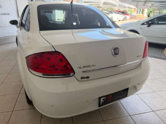 FIAT-LINEA-2013