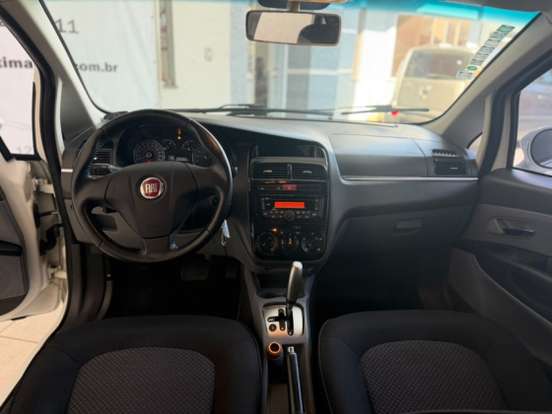 FIAT-LINEA-1.8 ESSENCE 16V FLEX 4P AUTOMATIZADO FIAT-LINEA-2013