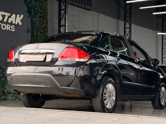 FIAT-LINEA-1.8 ESSENCE 16V FLEX 4P AUTOMATIZADO FIAT-LINEA-2015