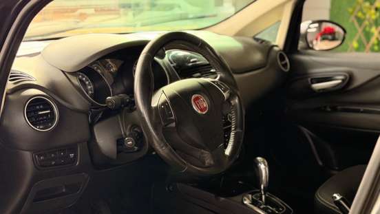 FIAT-LINEA-2015