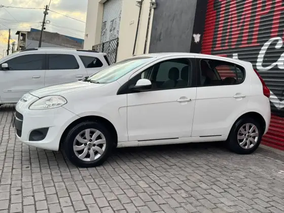 FIAT PALIO 1.4 MPI ATTRACTIVE 8V FLEX 4P MANUAL