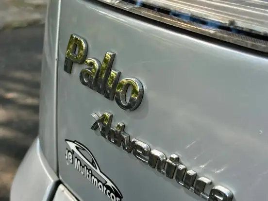 FIAT-PALIO-1.8 MPI ADVENTURE WEEKEND 16V FLEX 4P AUTOMATIZADO FIAT-PALIO-2010