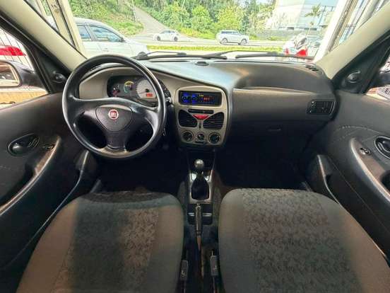 FIAT-PALIO-2010