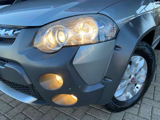 FIAT-PALIO-1.8 MPI ADVENTURE WEEKEND 16V FLEX 4P MANUAL FIAT-PALIO-2012