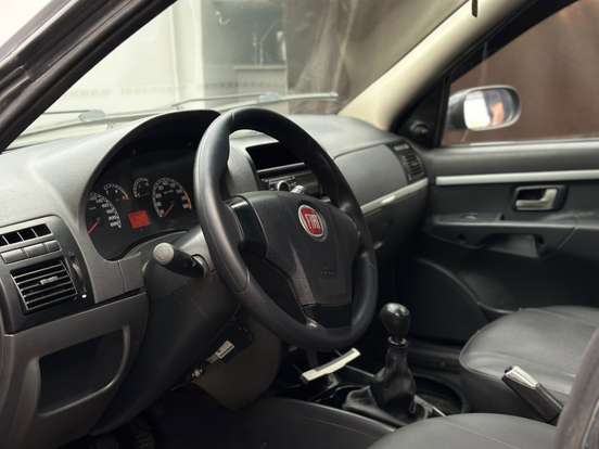 FIAT-PALIO-2006