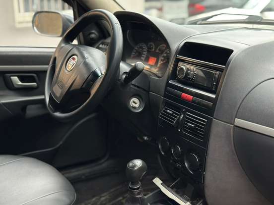 FIAT-PALIO-1.8 MPI HLX WEEKEND 8V FLEX 4P MANUAL FIAT-PALIO-2006