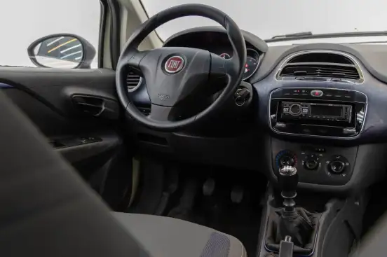 FIAT-PUNTO-2013
