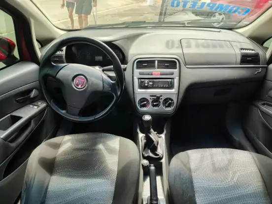 FIAT-PUNTO-2012
