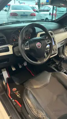 FIAT-PUNTO-2012