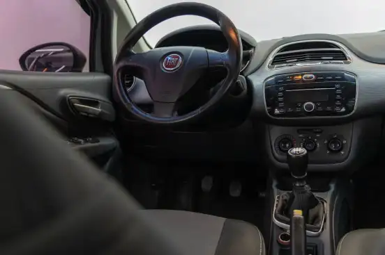 FIAT-PUNTO-2012