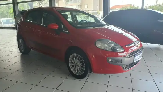 FIAT PUNTO 1.6 ESSENCE 16V FLEX 4P MANUAL