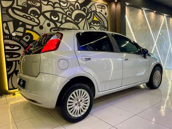 FIAT-PUNTO-2012