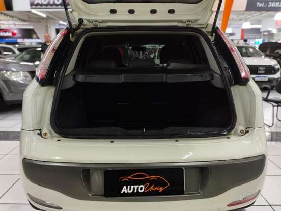 FIAT-PUNTO-1.6 ESSENCE 16V FLEX 4P AUTOMATIZADO FIAT-PUNTO-2013
