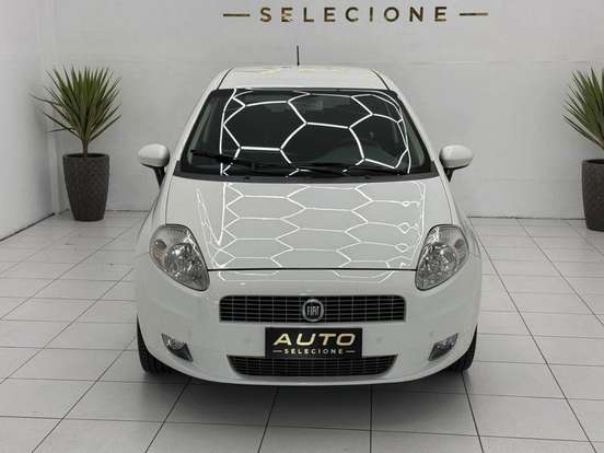FIAT-PUNTO-2012