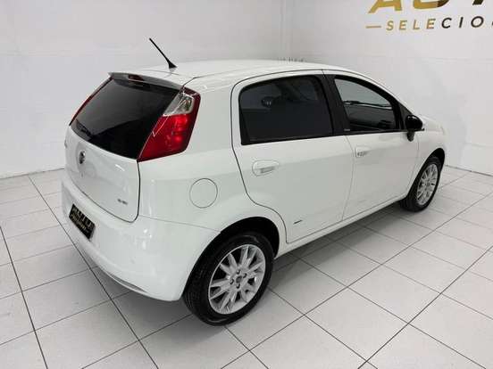 FIAT-PUNTO-1.6 ESSENCE 16V FLEX 4P MANUAL FIAT-PUNTO-2012