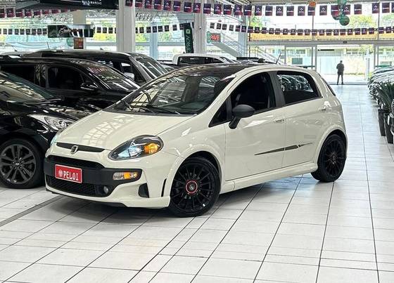 FIAT PUNTO 1.8 BLACKMOTION 16V FLEX 4P AUTOMATIZADO