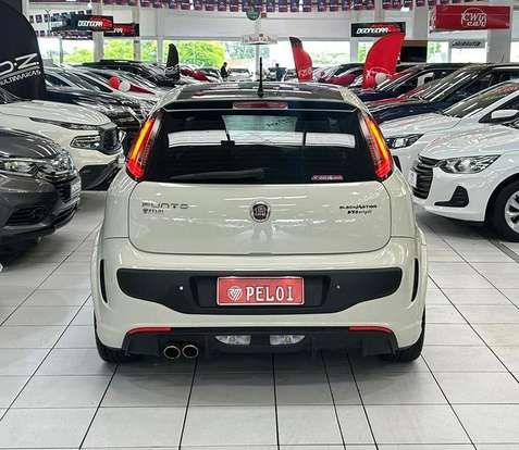 FIAT-PUNTO-2016