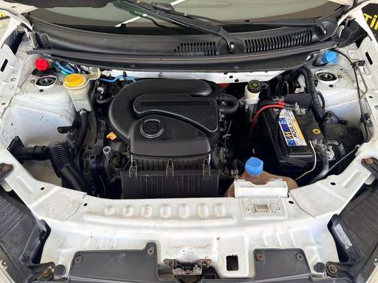 FIAT-SIENA-2015