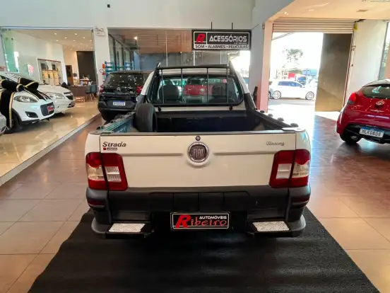 FIAT-STRADA-2013