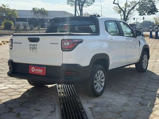 FIAT-STRADA-2024