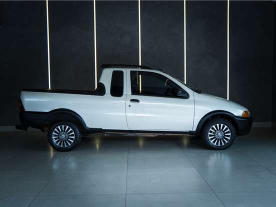 FIAT-STRADA-2000