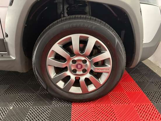 FIAT-STRADA-2014