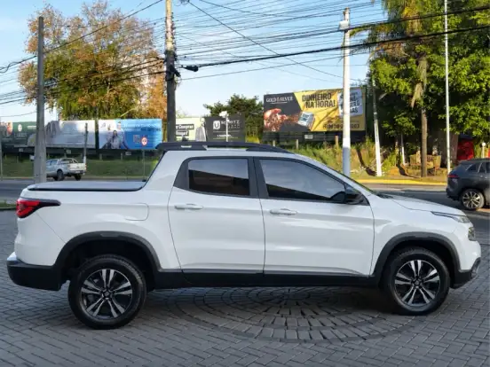FIAT-TORO-1.3 TURBO 270 FLEX FREEDOM AT6 FIAT-TORO-2024