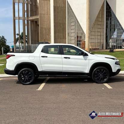FIAT-TORO-2023