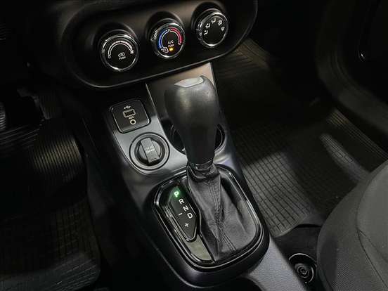 FIAT-TORO-1.8 16V EVO FLEX FREEDOM AT6 FIAT-TORO-2016