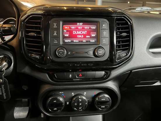 FIAT-TORO-2016